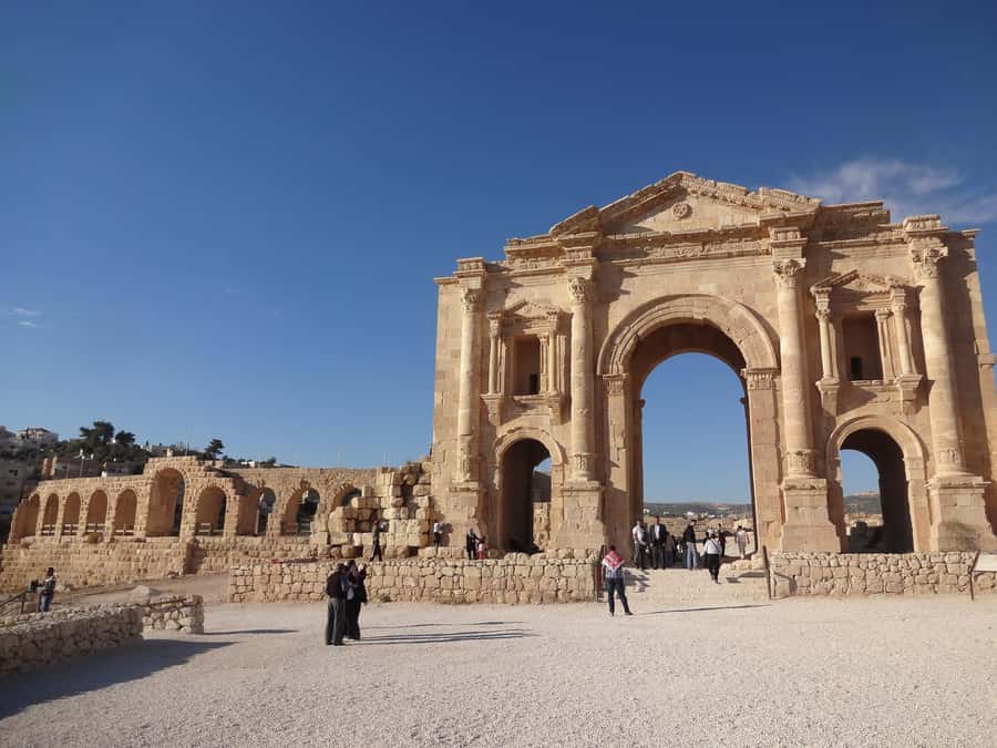 From Amman: Jerash, Ajloun Castle or Umm Qais Private Tour - Timing the three stops without wearing yourself out