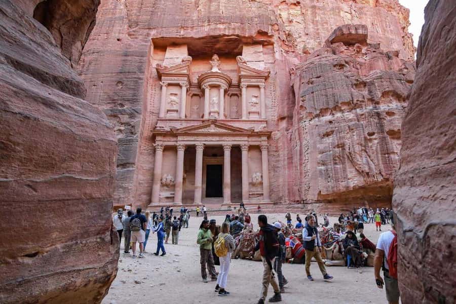 From Amman: Petra, Wadi Rum & Dead Sea 3-Day Tour - The private driver experience