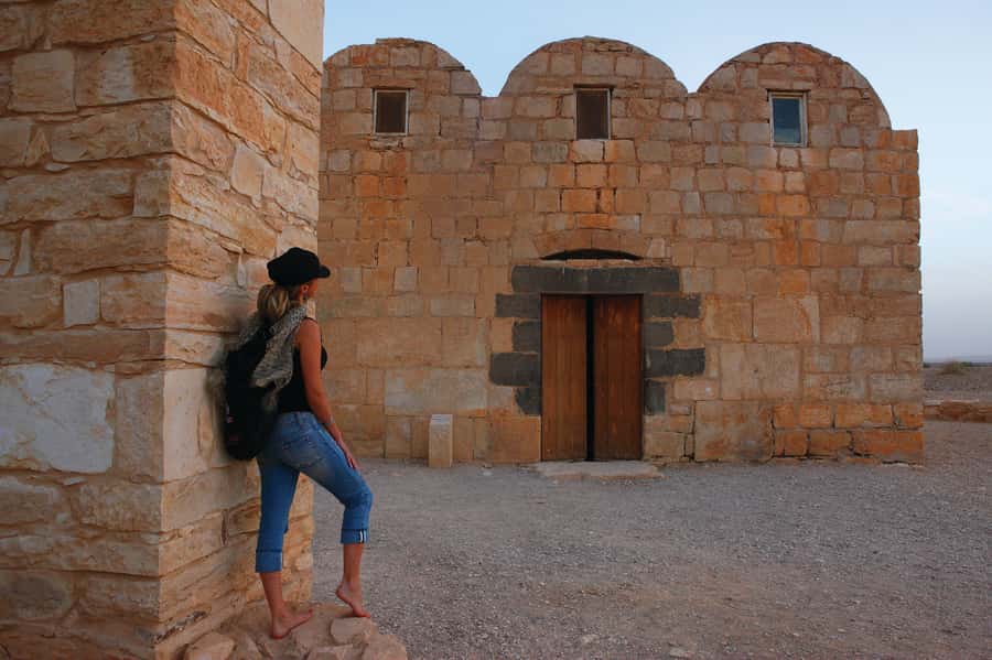 From Amman: Umayyad Desert Castles Tour with Transfer - What your driver can add