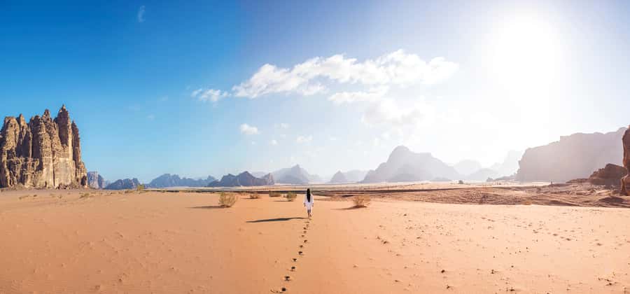 From Aqaba: Jeep Tour to Wadi Rum Desert - How much sightseeing fits into five hours