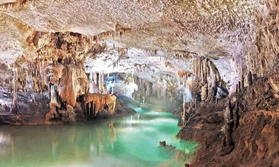 From Beirut: Jeita Grotto, Harissa & Byblos Private Day Tour - Why this private day works well from Beirut
