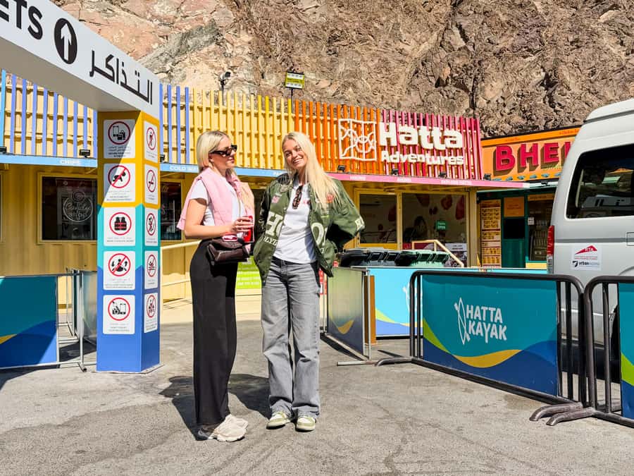 From Dubai: Hatta Sightseeing Tour with kayaking - Lunch in Hatta, with a local touch