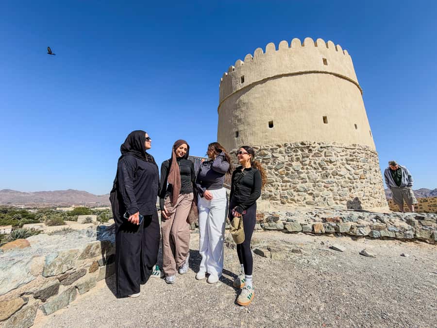 From Dubai: Hatta Sightseeing Tour with kayaking - What the guides add to the day