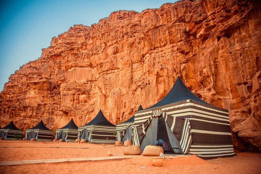 From Eilat: 2-Day Petra & Wadi Rum Tour with Camp Stay - Leaving Eilat and crossing into Jordan