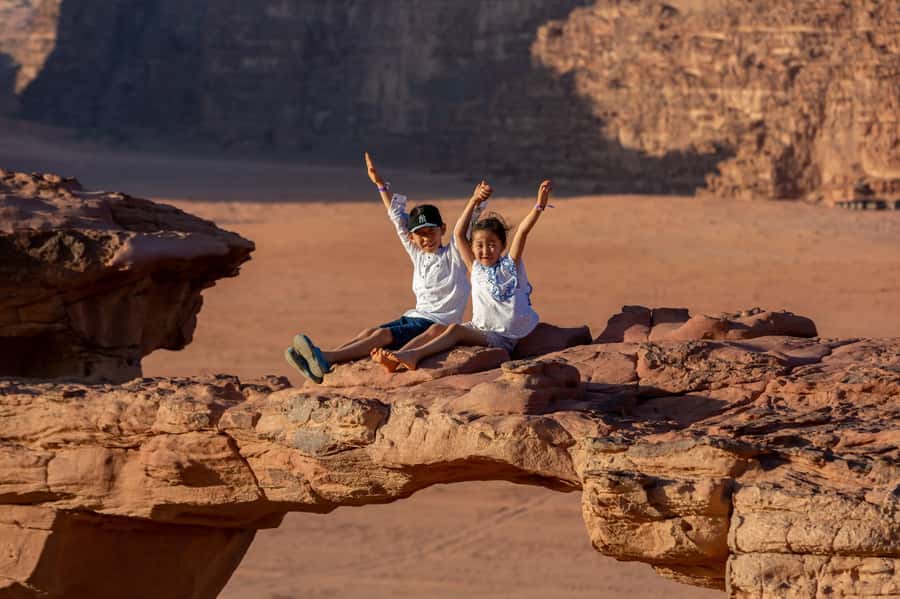 From Eilat, Jerusalem, Tel Aviv: Petra & Wadi Rum 3-Day Tour - Clothing, fitness, and practical comfort