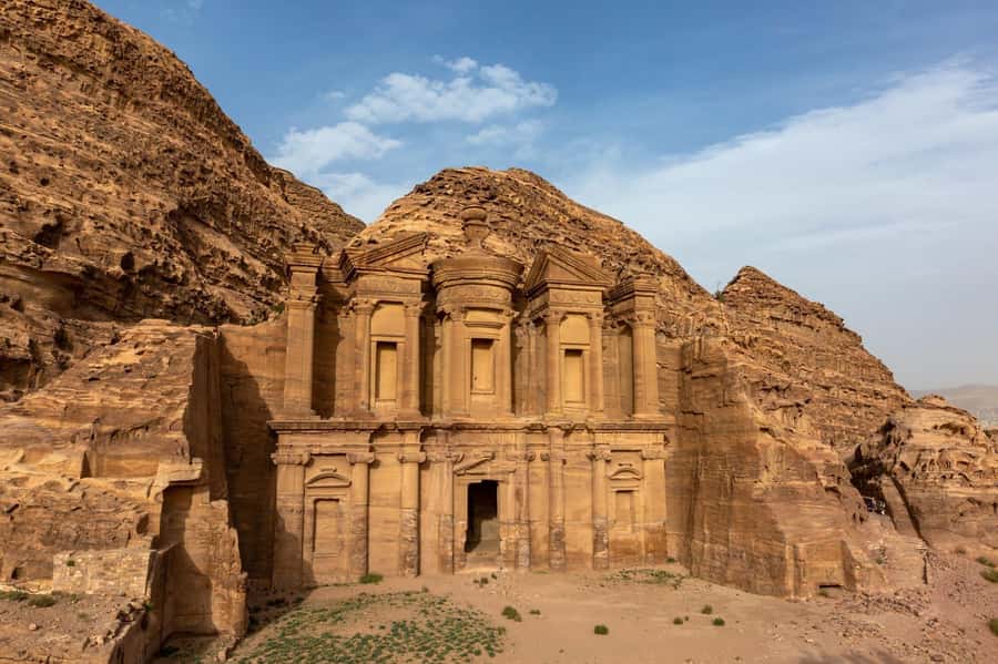 From Eilat: Petra Full-Day Guided Tour with Transfers - Across the Aravah and toward Wadi Rum
