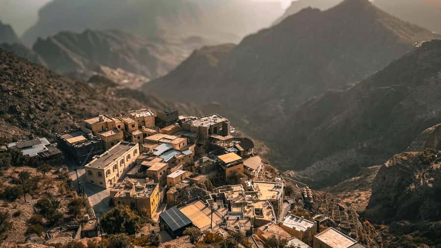 From Muscat: Nizwa and Jebel Akhdar Tour with Lunch - From Muscat to Oman’s old inland capital
