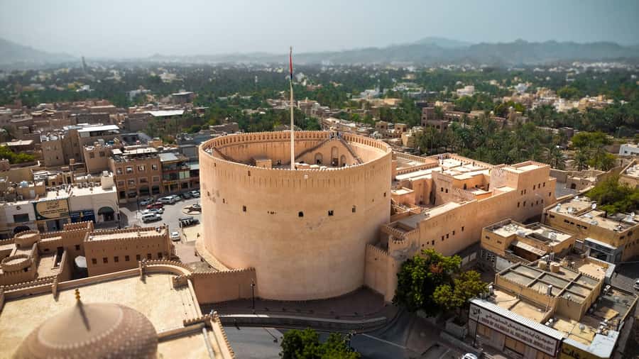 From Muscat: Nizwa and Jebel Akhdar Tour with Lunch - Nizwa Fort and the practical side of the souq
