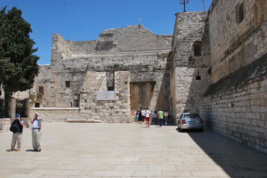 From Tel Aviv: Bethlehem, Jericho and Qasr al-Yahud Tour - Should you book this Bethlehem and Jericho tour?