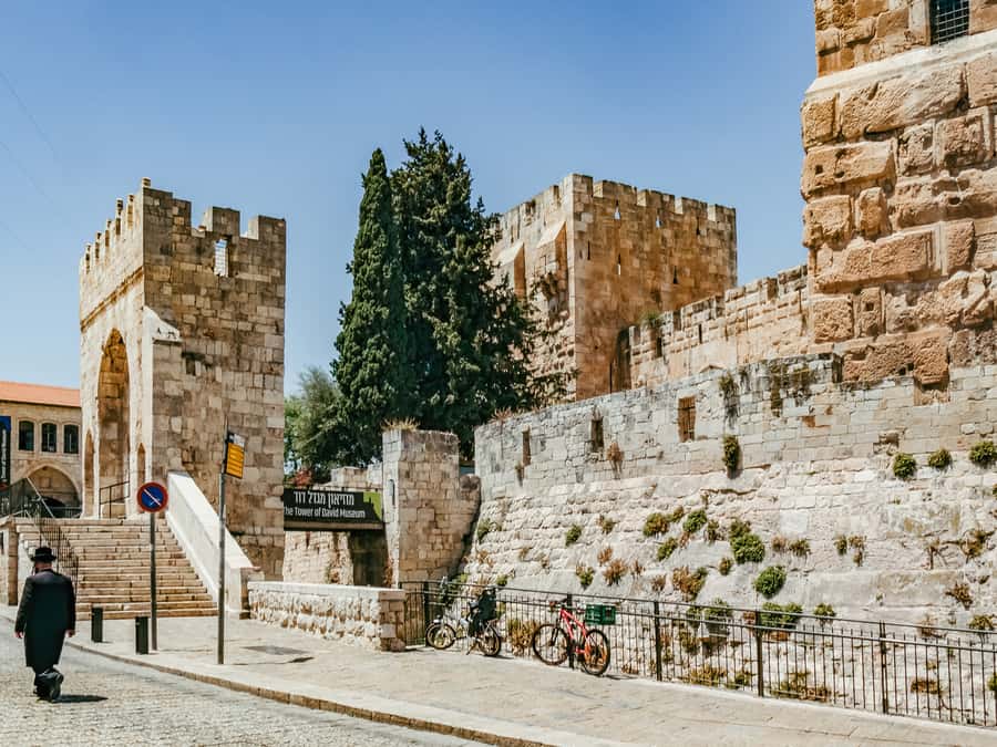 From Tel Aviv: Jerusalem and Bethlehem Guided Day Trip - Walking the Via Dolorosa and Christian Quarter