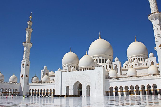 Full Day Abu Dhabi City Tour + BAPS Mandir Visit, guide transfer - Emirates Palace and the Corniche are mainly photo stops