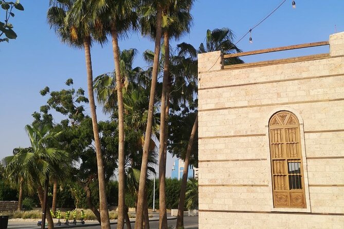 Historic District Tour in Jeddah by a Local Guide - Al-Shafei Mosque, one of the old town’s oldest places of worship