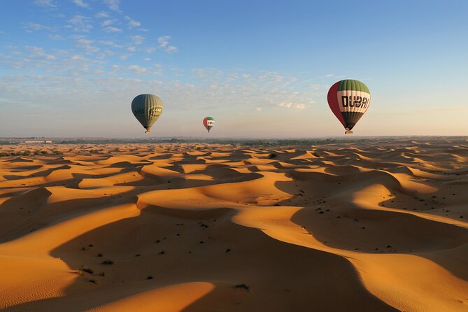 Luxury Hot Air Balloon, Land Rover Defender & Michelin Breakfast - The vintage Land Rover ride to the retreat