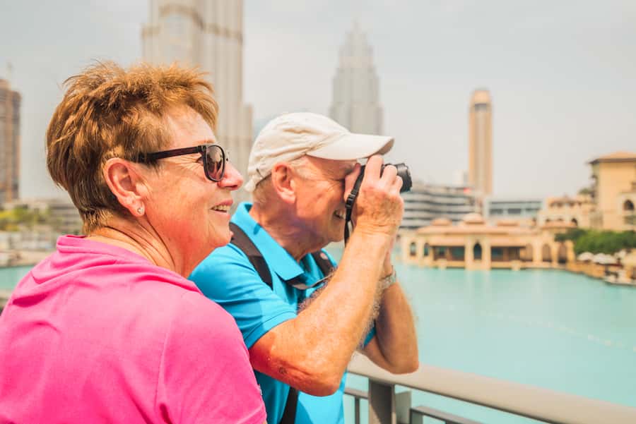 Magical Dubai 8-Hour Tour with Burj Khalifa Experience - The dancing fountain finale