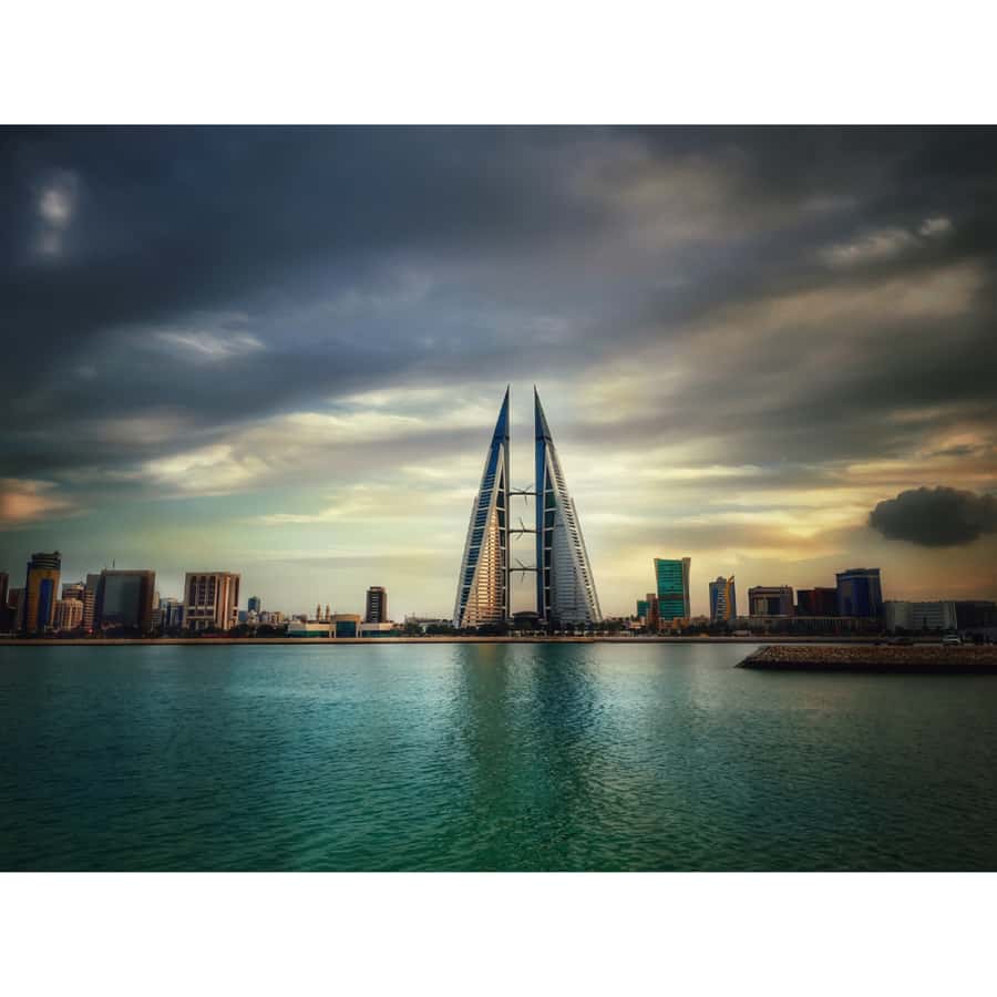 Manama: Bahrain City and Desert Tour with Transfers - Bab el-Bahrain Souk and the old gateway