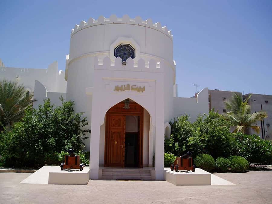 Muscat: Half-Day Sightseeing Essentials Tour and Audio Guide - Muttrah Souq: the most rewarding stop for many people