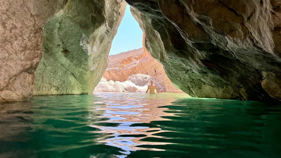 Muscat: Wahiba Desert and Wadi Bani Khalid Guided Group Tour - An overnight camp changes the pace