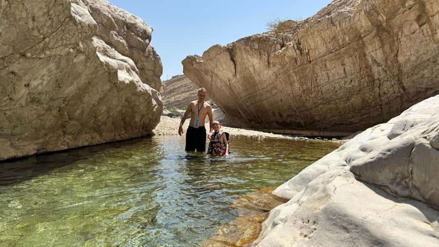 Muscat: Wahiba Desert and Wadi Bani Khalid Guided Group Tour - The long road from Muscat