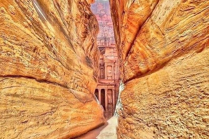 Petra Full-Day Private Tour from Amman - Lunch and the middle of the day