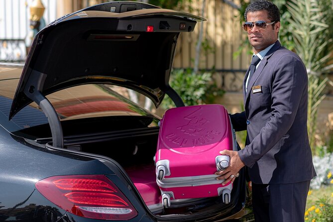 Private Dubai Airport Arrival/Departure Transfer to Dubai City - Who should book this transfer?