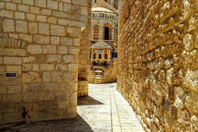 Private Tour Jerusalem Old City - Four quarters, four different city identities