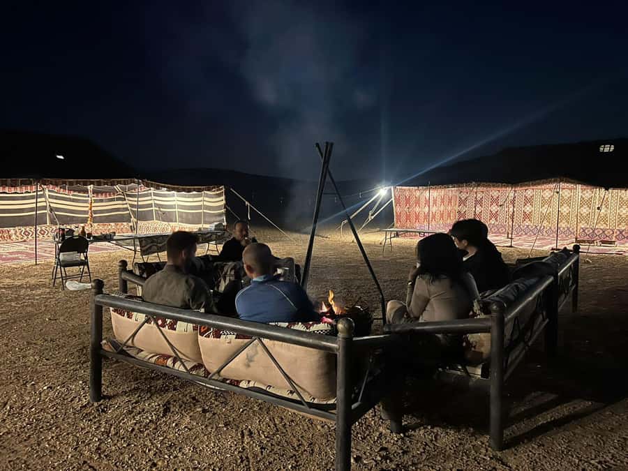 Riyadh: Edge Of The World and Bats Cave Tour by 4x4 - Sunset, Arabic coffee, and the desert camp